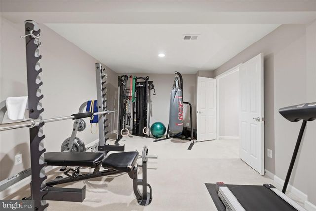 40499 OCONNORS CIR, Leesburg, VA 20175