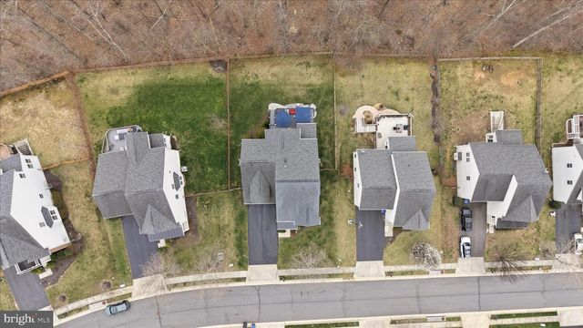 40499 OCONNORS CIR, Leesburg, VA 20175