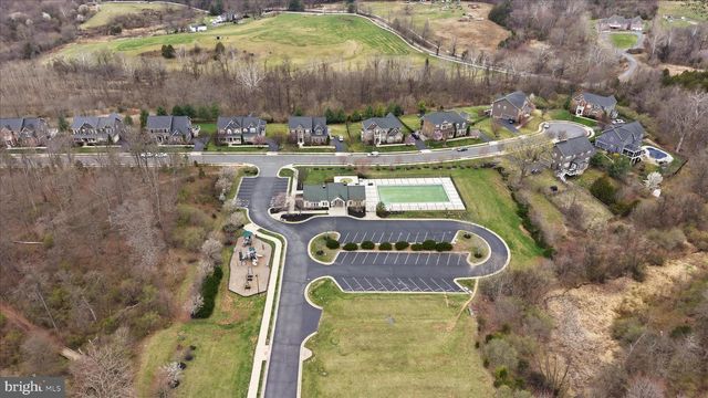 40499 OCONNORS CIR, Leesburg, VA 20175