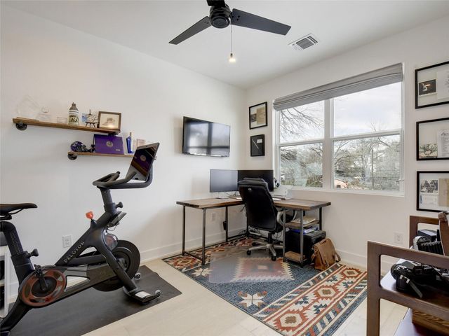 1411 Cometa ST B, Austin, TX 78721