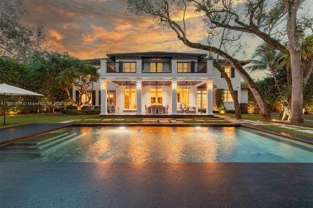 8150 SW 52nd Ave, Miami, FL 33143