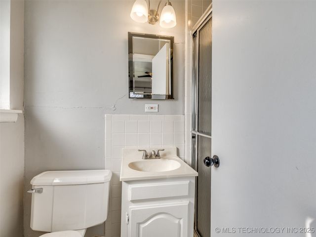 4803 E 46th Street, Tulsa, OK 74135