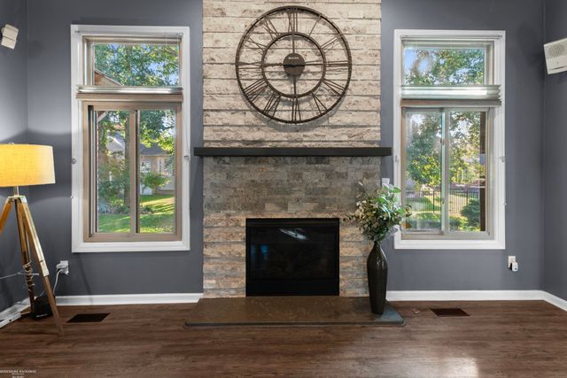 49630 Shenandoah Drive, Macomb Twp, MI 48044