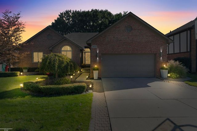 49630 Shenandoah Drive, Macomb Twp, MI 48044