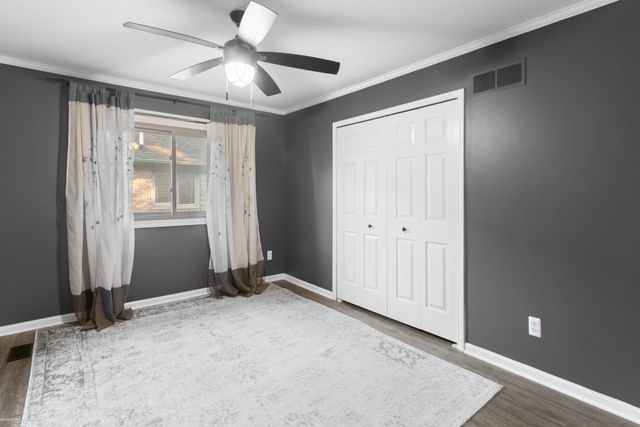 49630 Shenandoah Drive, Macomb Twp, MI 48044