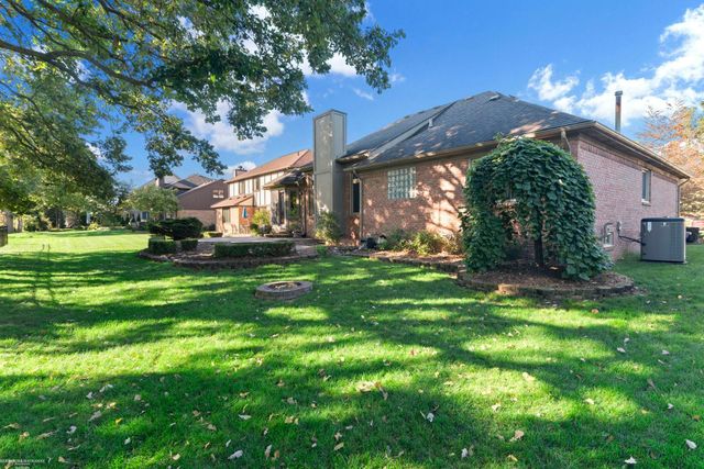 49630 Shenandoah Drive, Macomb Twp, MI 48044