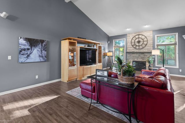 49630 Shenandoah Drive, Macomb Twp, MI 48044