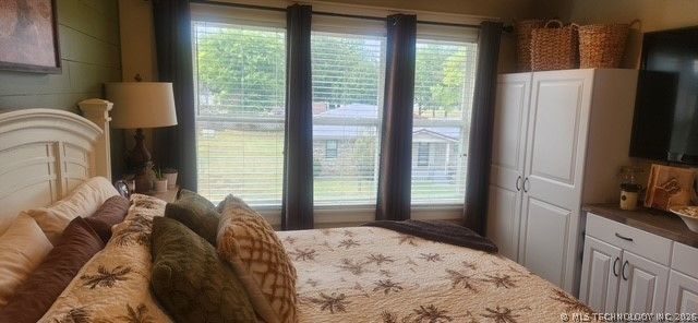514 N J Street, Eufaula, OK 74432