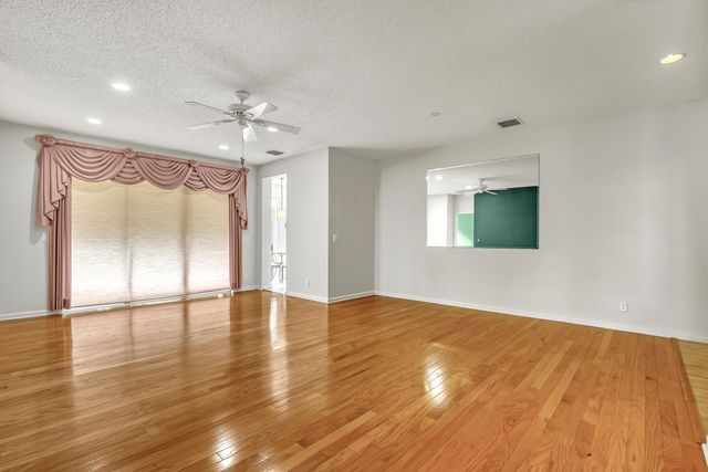 180 Caribe Court, Greenacres, FL 33413