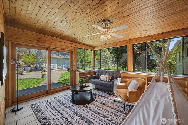 2142 N 192nd Street, Shoreline, WA 98133