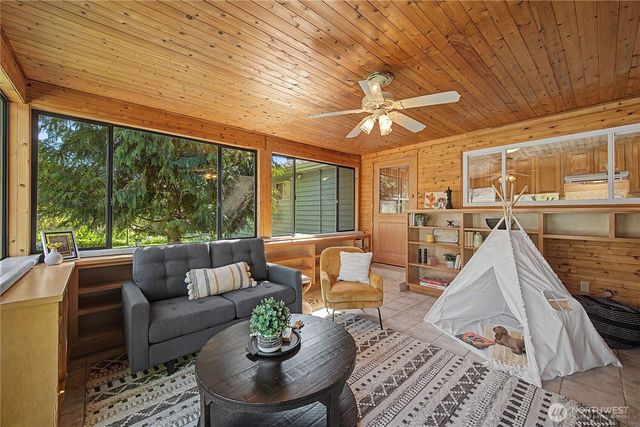 2142 N 192nd Street, Shoreline, WA 98133
