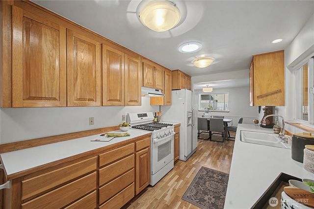 2142 N 192nd Street, Shoreline, WA 98133