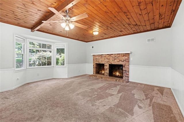 3560 Hogan Drive NW, Kennesaw, GA 30152