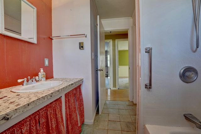 194 Locke Road, Rye, NH 03870