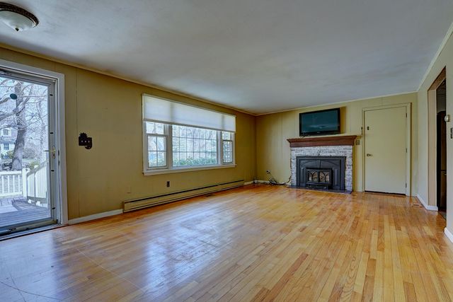 194 Locke Road, Rye, NH 03870