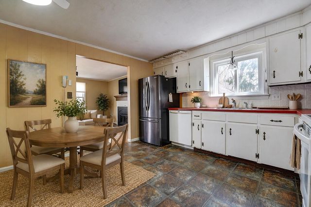 194 Locke Road, Rye, NH 03870