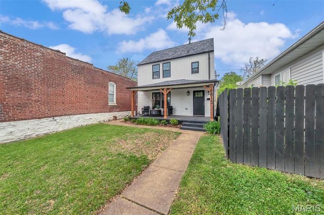 6815 Wise Avenue, St Louis, MO 63139