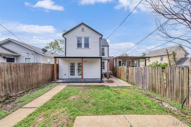 6815 Wise Avenue, St Louis, MO 63139