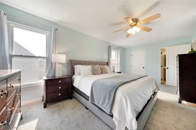 720 Jockeys Circle, Avon Lake, OH 44012