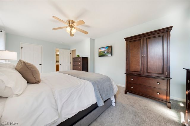 720 Jockeys Circle, Avon Lake, OH 44012