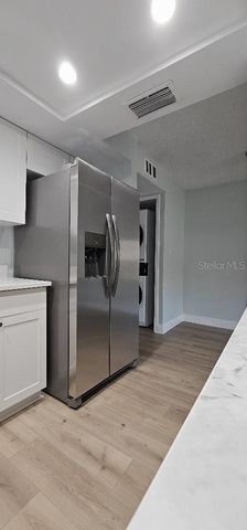 704 HAMMOCK PINE BOULEVARD 704, Clearwater, FL 33761