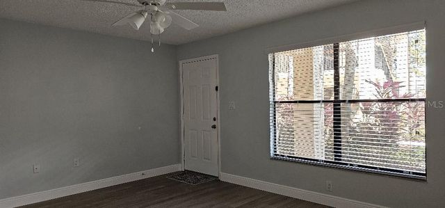 704 HAMMOCK PINE BOULEVARD 704, Clearwater, FL 33761