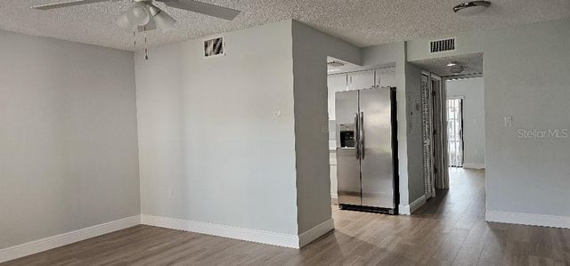 704 HAMMOCK PINE BOULEVARD 704, Clearwater, FL 33761