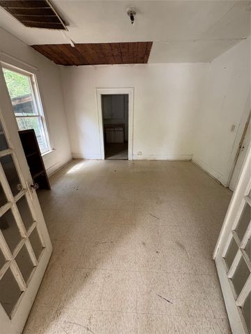 1124 Leander Street, Shreveport, LA 71104