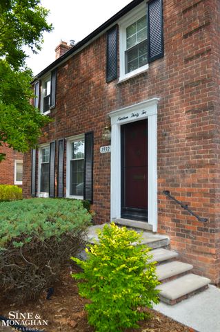 1932 Allard Avenue, Grosse Pointe Woods, MI 48236