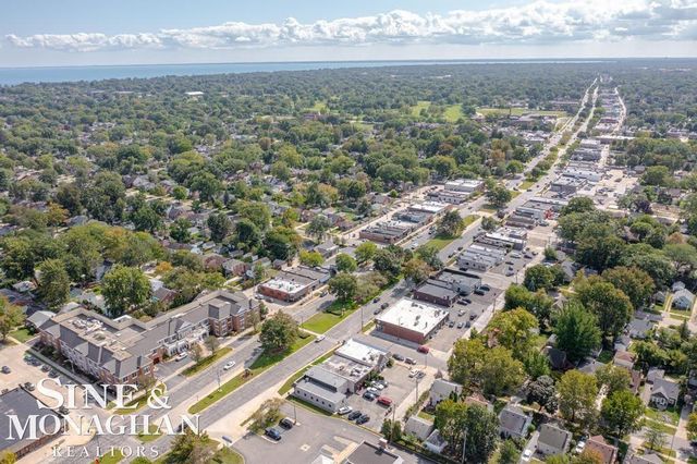 1932 Allard Avenue, Grosse Pointe Woods, MI 48236
