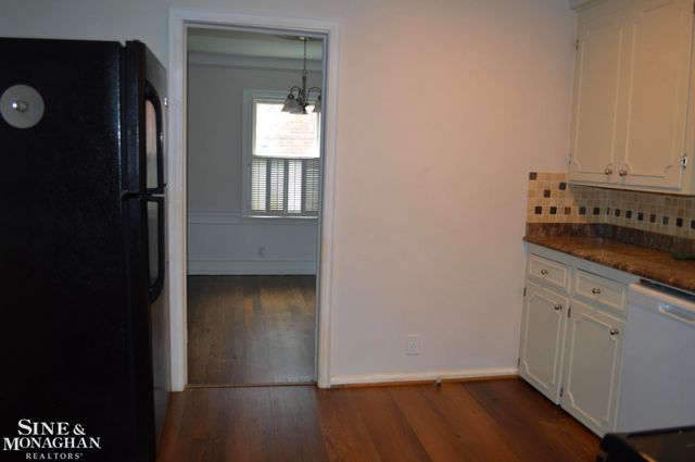 1932 Allard Avenue, Grosse Pointe Woods, MI 48236