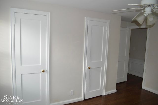 1932 Allard Avenue, Grosse Pointe Woods, MI 48236