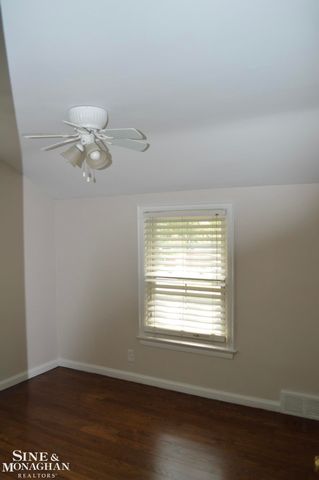 1932 Allard Avenue, Grosse Pointe Woods, MI 48236