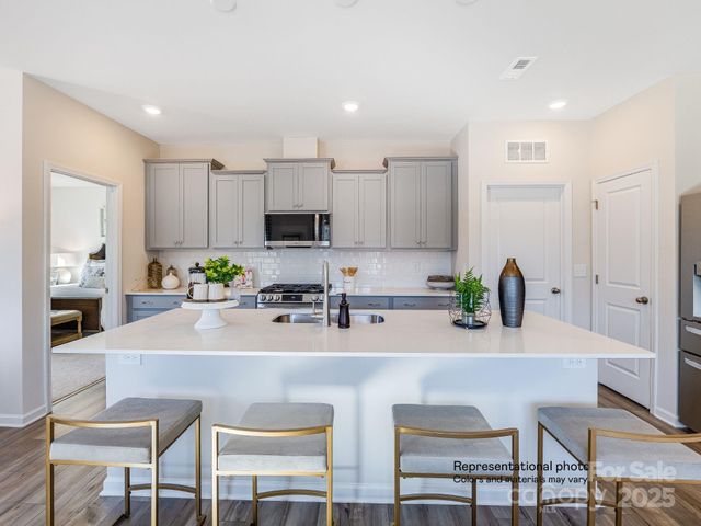 1609 Swallow Tail Drive, Cramerton, NC 28012