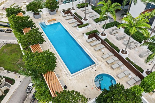 1300 Brickell Bay Drive 1005, Miami, FL 33131