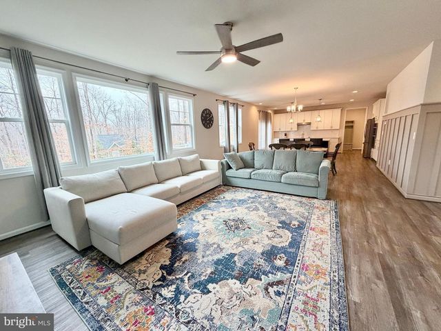 8028 ASHFORD DR, Fredericksburg, VA 22407