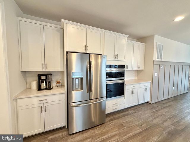 8028 ASHFORD DR, Fredericksburg, VA 22407