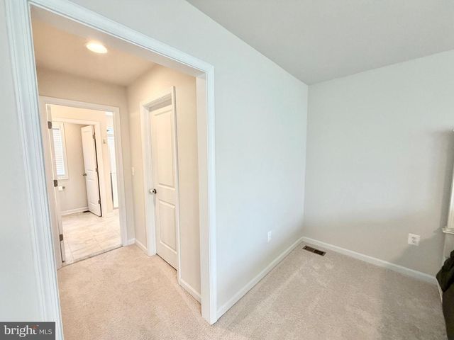 8028 ASHFORD DR, Fredericksburg, VA 22407