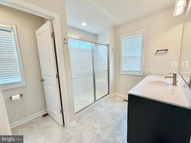 8028 ASHFORD DR, Fredericksburg, VA 22407