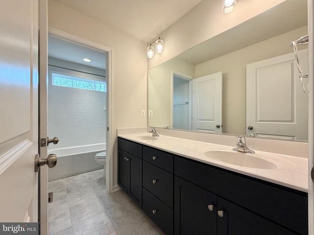 8028 ASHFORD DR, Fredericksburg, VA 22407