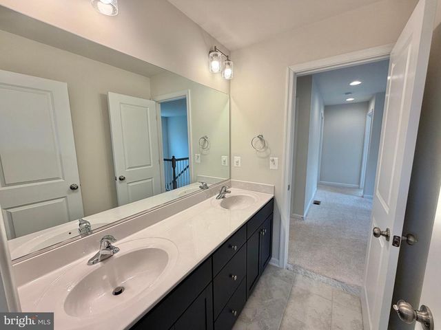 8028 ASHFORD DR, Fredericksburg, VA 22407