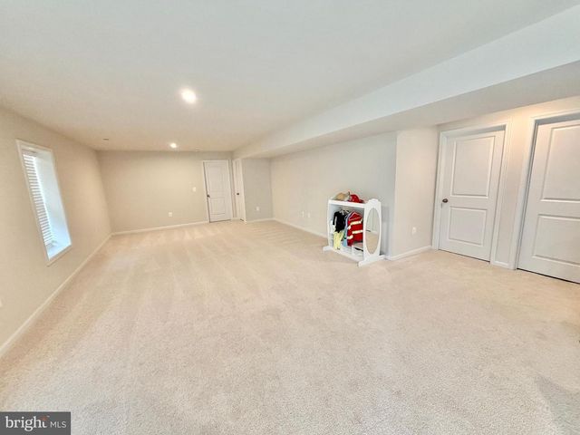 8028 ASHFORD DR, Fredericksburg, VA 22407