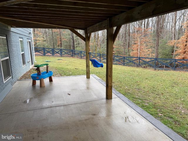 8028 ASHFORD DR, Fredericksburg, VA 22407