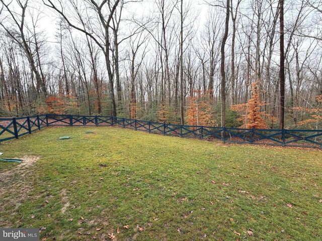 8028 ASHFORD DR, Fredericksburg, VA 22407