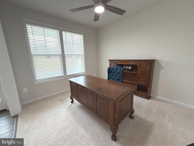 8028 ASHFORD DR, Fredericksburg, VA 22407