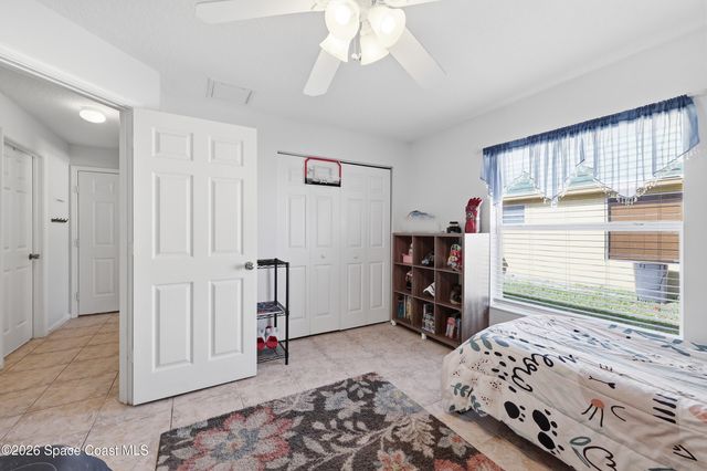 5878 NW Carovel Avenue, Port St. Lucie, FL 34986