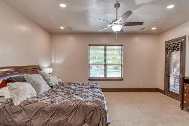 8825 Legacy Crossing Road, Oklahoma City, OK 73169