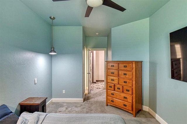 8825 Legacy Crossing Road, Oklahoma City, OK 73169