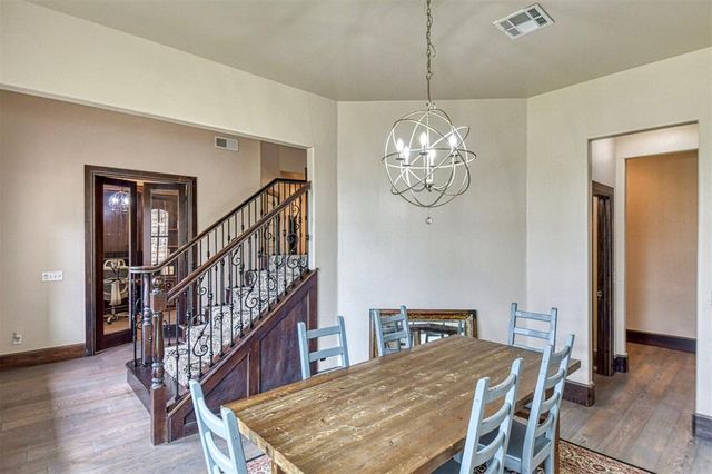 8825 Legacy Crossing Road, Oklahoma City, OK 73169