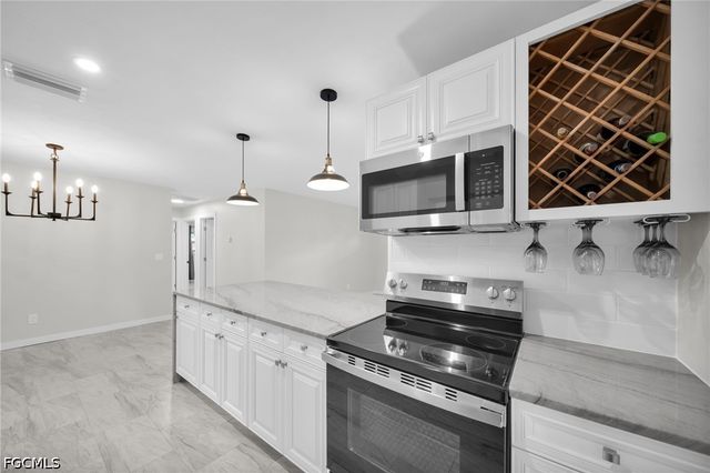 13444 Fourth ST, Fort Myers, FL 33905